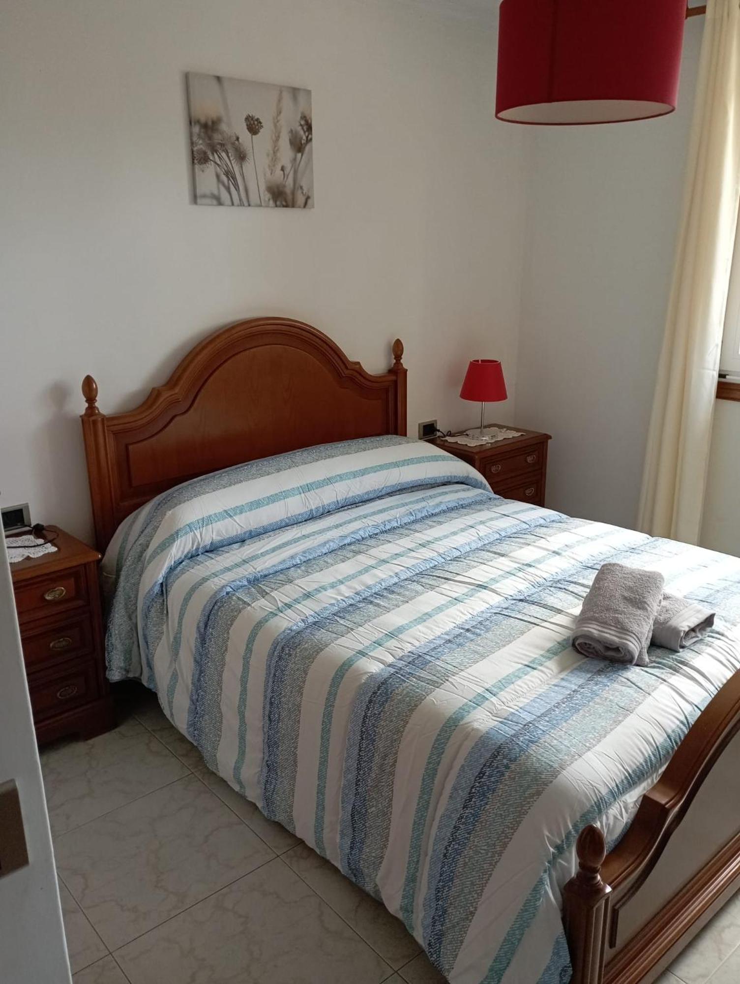 A Casa Do San Paio De Buscas Apartment Ordes ภายนอก รูปภาพ