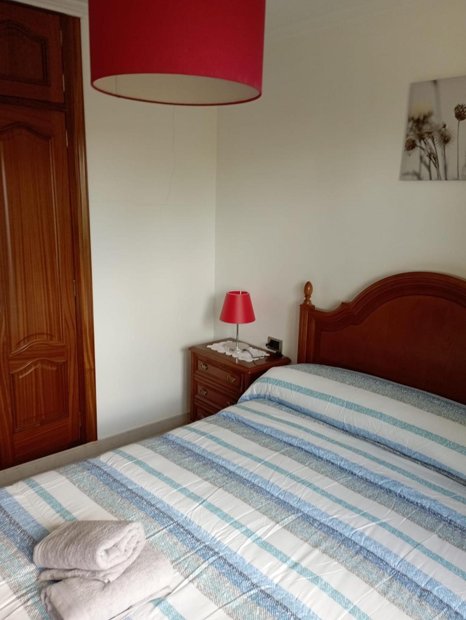 A Casa Do San Paio De Buscas Apartment Ordes ภายนอก รูปภาพ