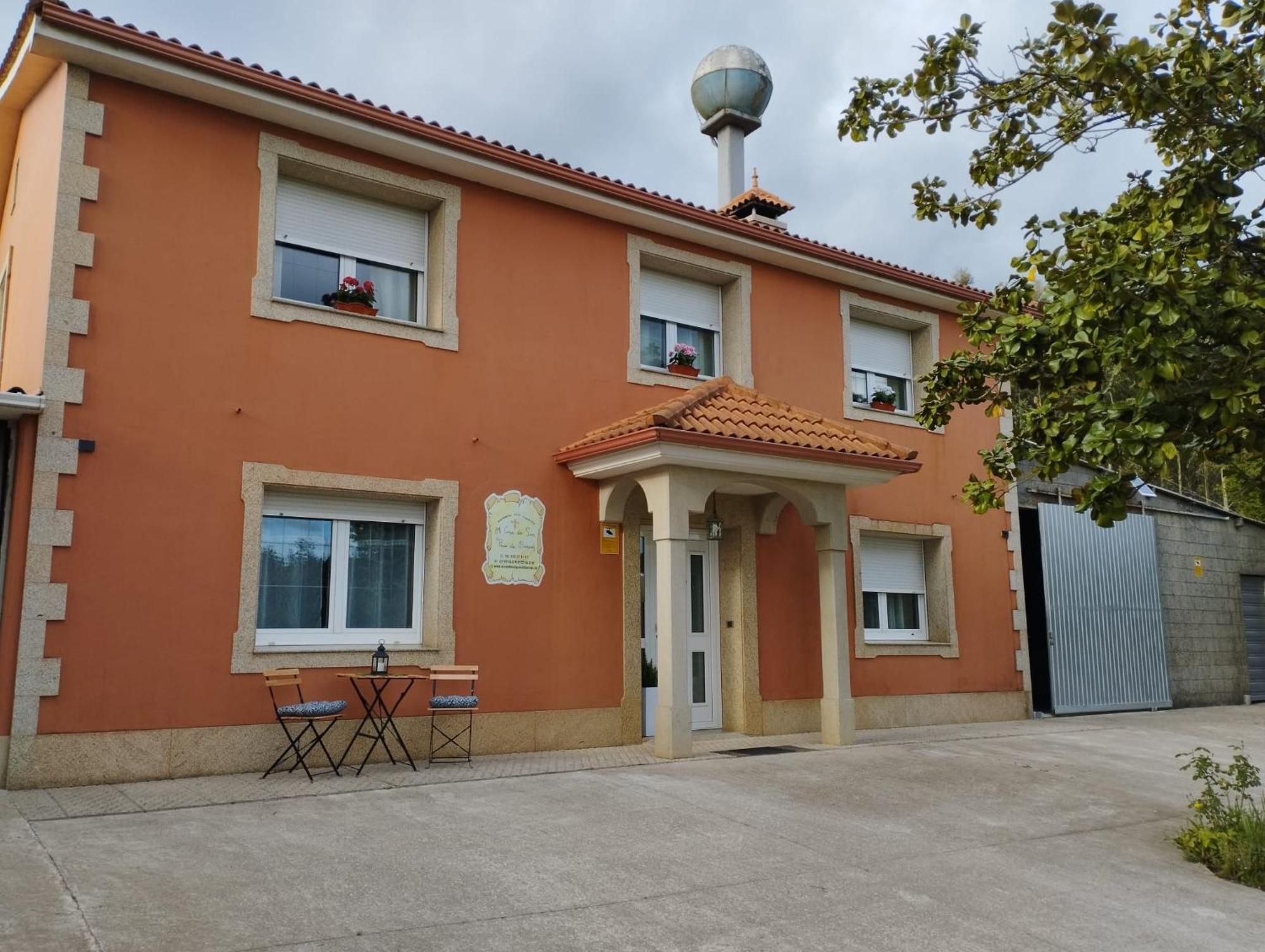 A Casa Do San Paio De Buscas Apartment Ordes ภายนอก รูปภาพ